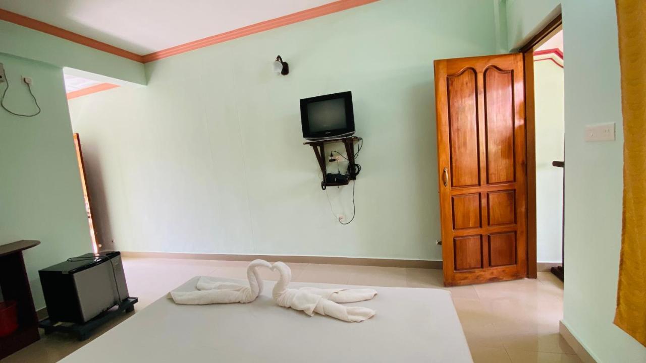 Packbag Comfort Bed & Breakfast コーバラム エクステリア 写真